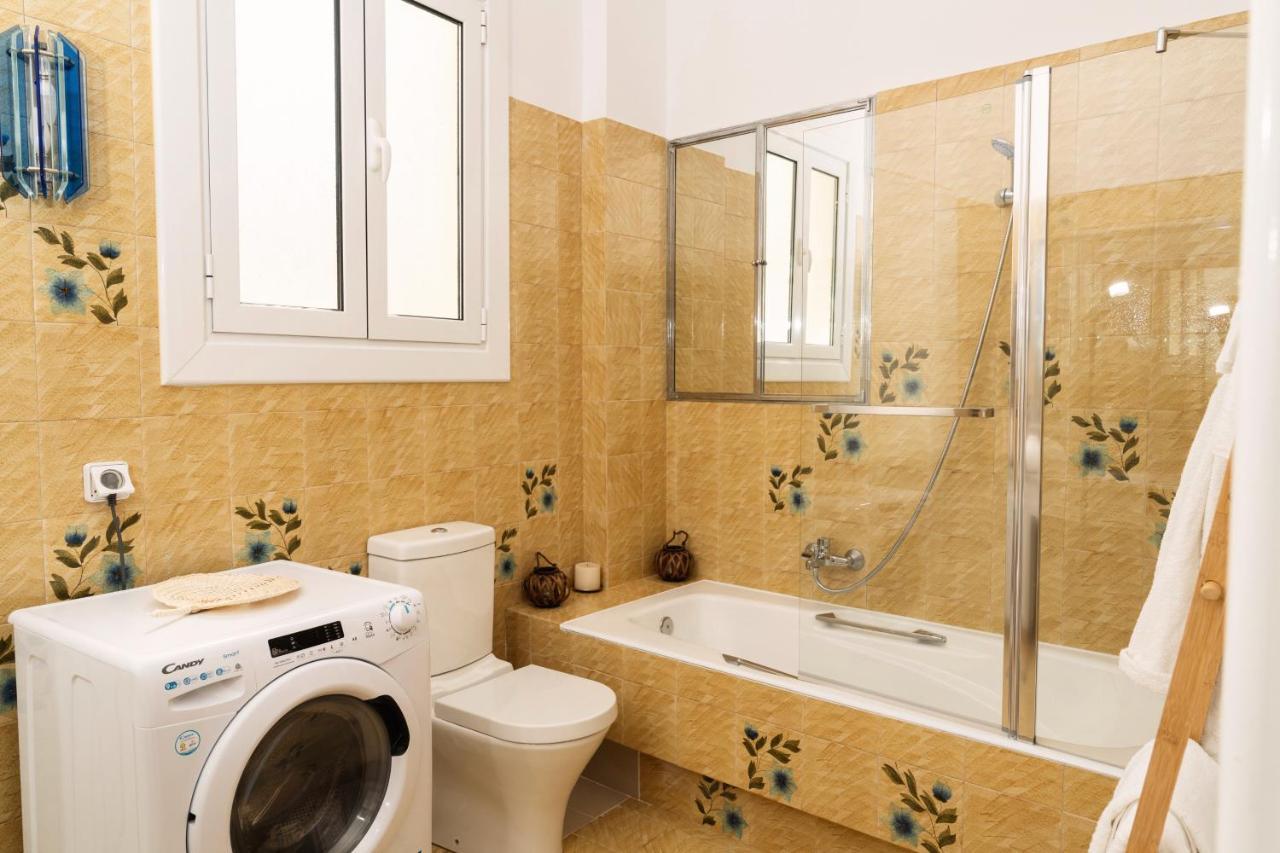Апартаменты Visum Acropol ,3Br - Private Terrace-Jacuzzi - Amazing View Афины Экстерьер фото